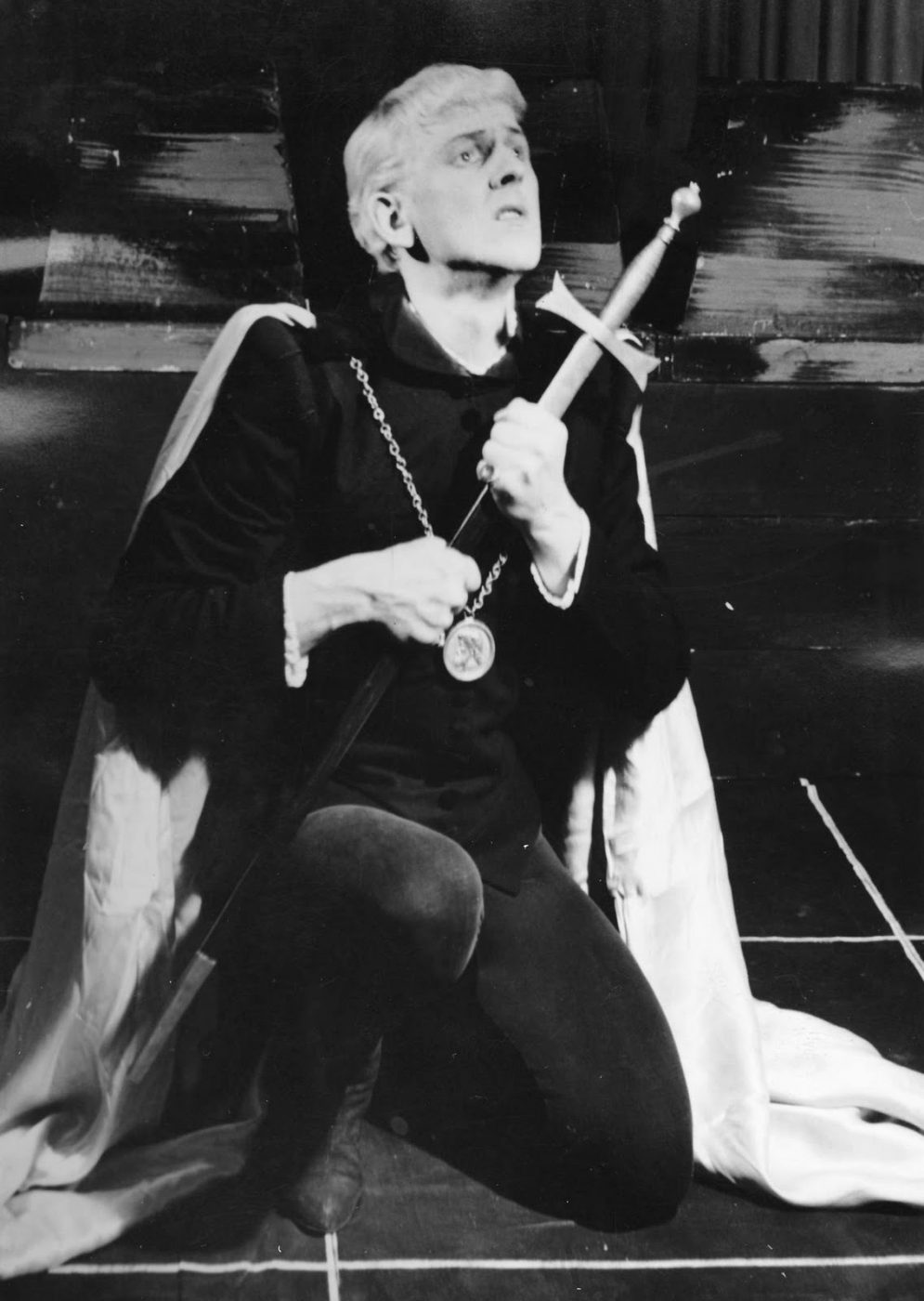 Theaterlegende Kurt Eisenblätter mit 88 Jahren gestorben — Taubenschlag