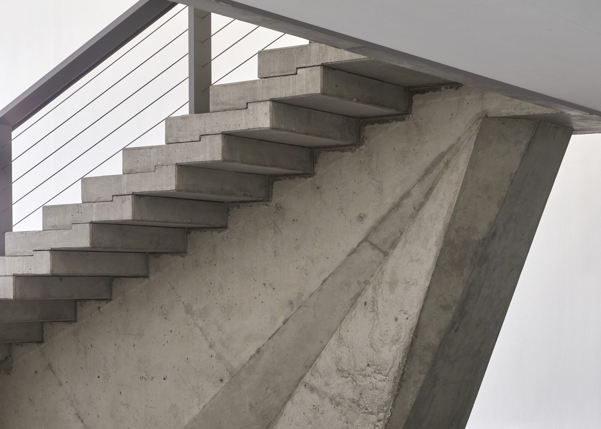 Fotografie der besonderen Beton-Treppe aus der Kunsthalle.